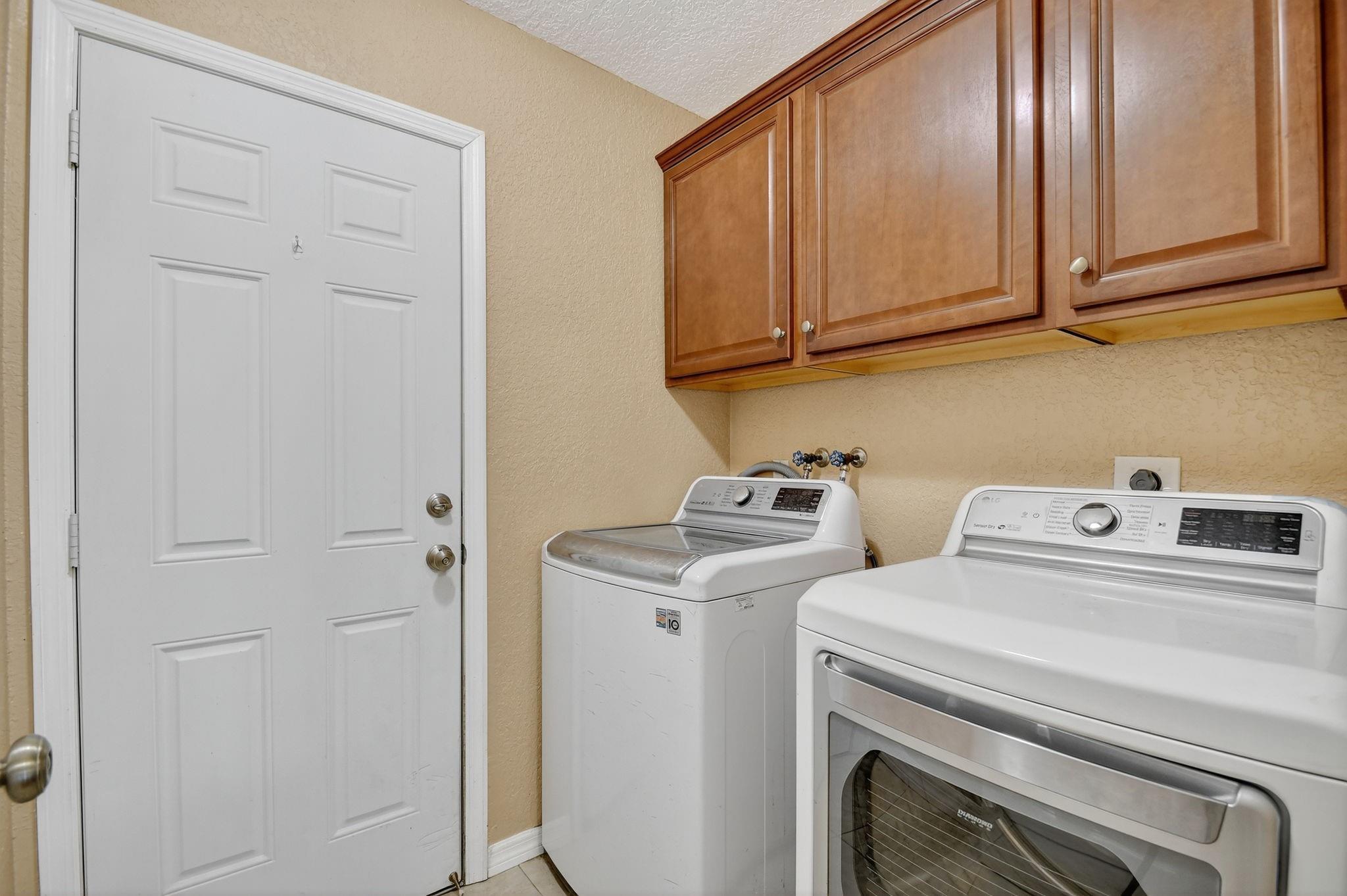 PALM BEACH NATL GOLF AND - Residential