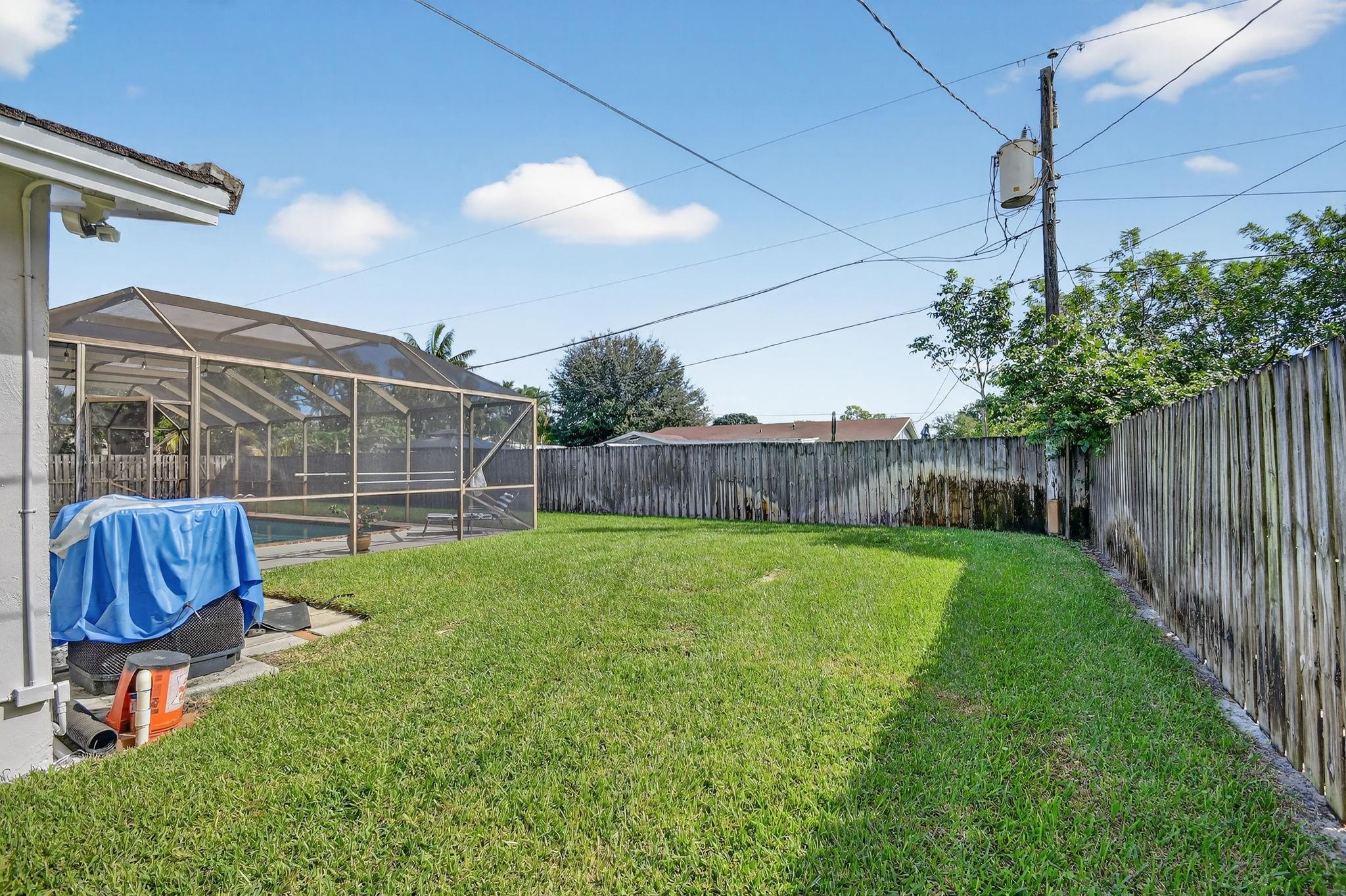 PALM BEACH NATL GOLF AND - Residential