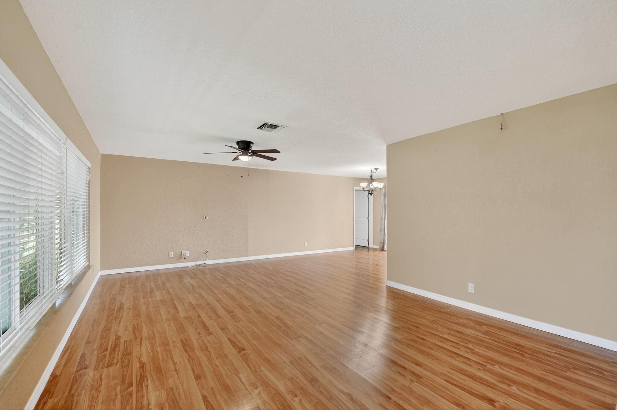 PALM BEACH NATL GOLF AND - Residential