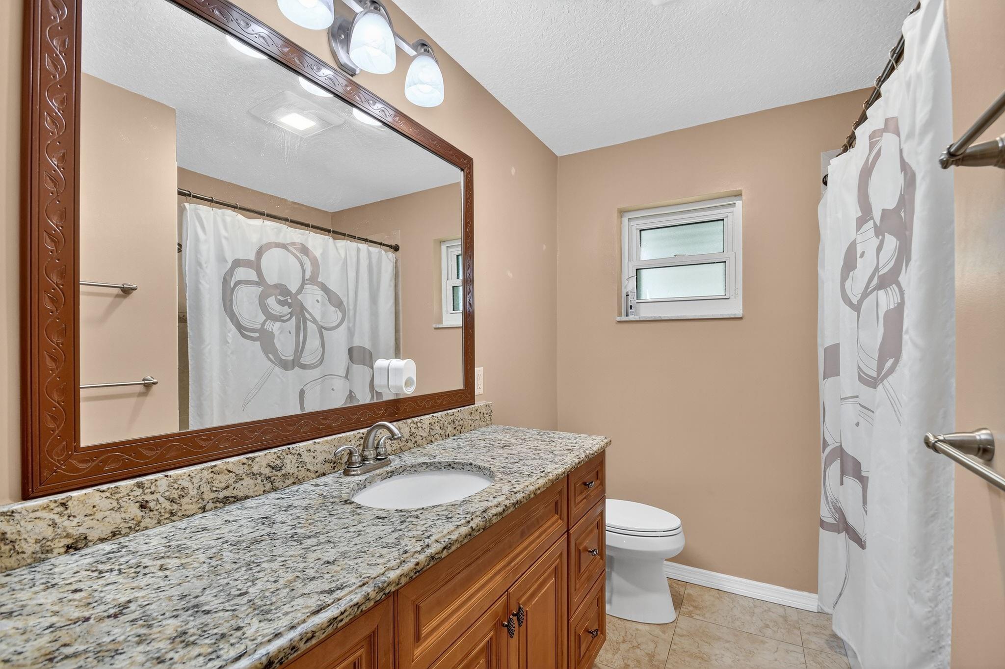 PALM BEACH NATL GOLF AND - Residential