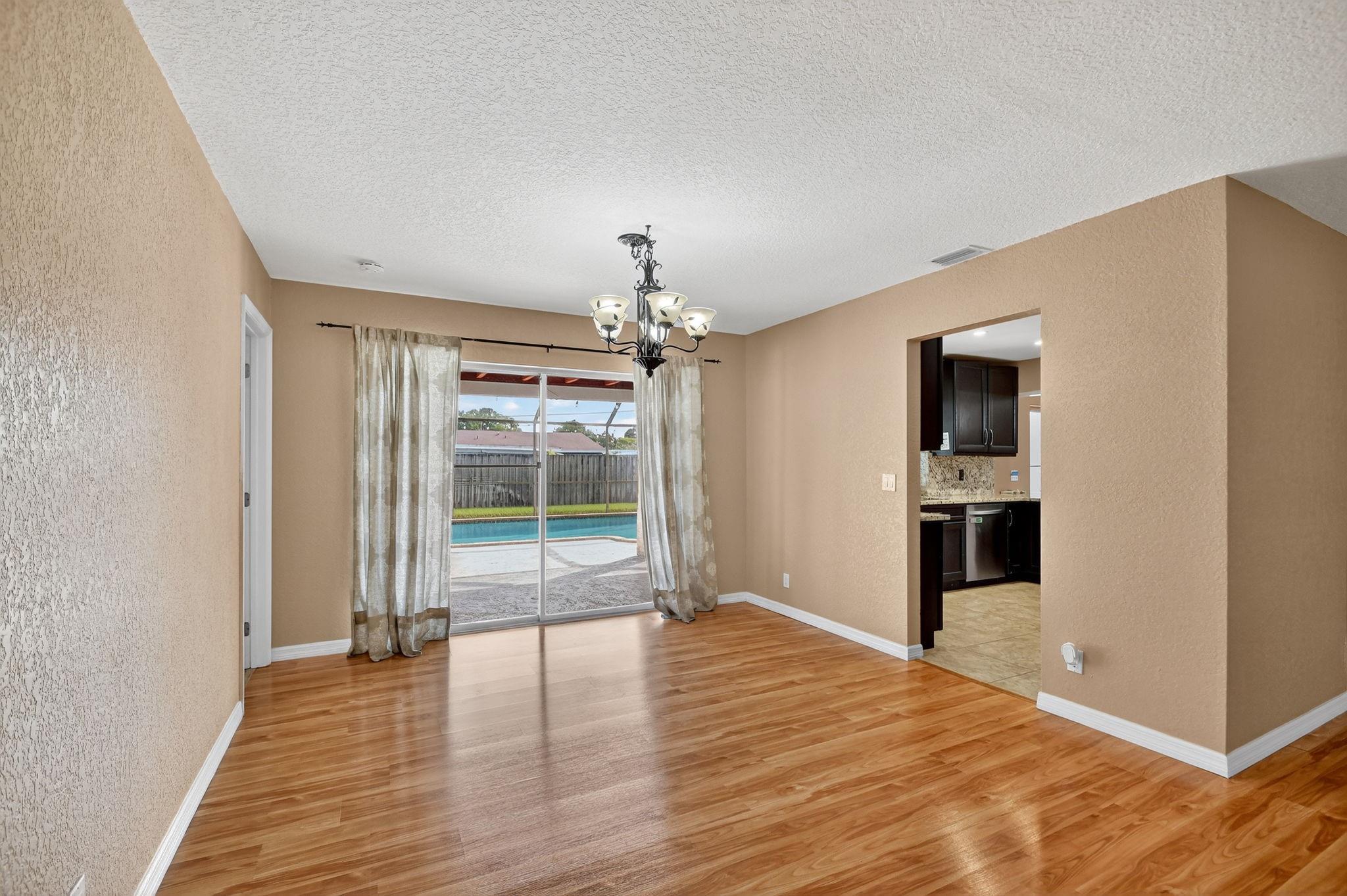 PALM BEACH NATL GOLF AND - Residential