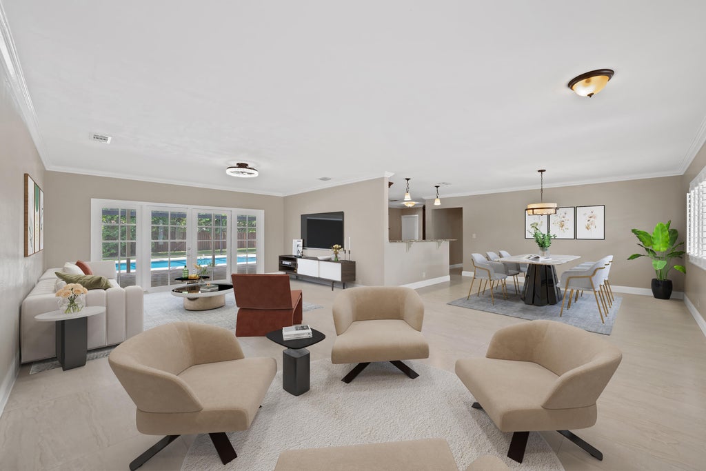 Photo of 5720 SW 7th Street, Plantation, FL 33317 (MLS # B26050744)