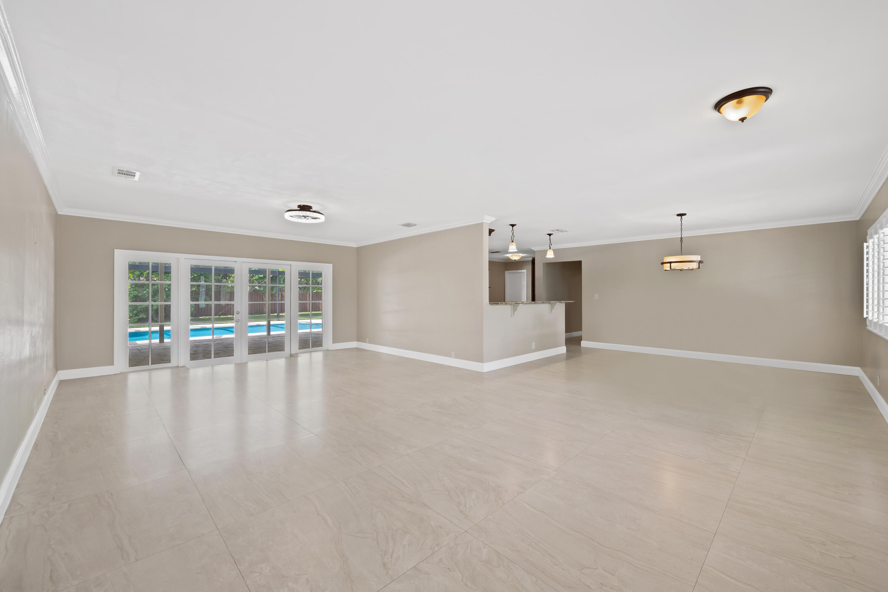 5720 SW 7th Street