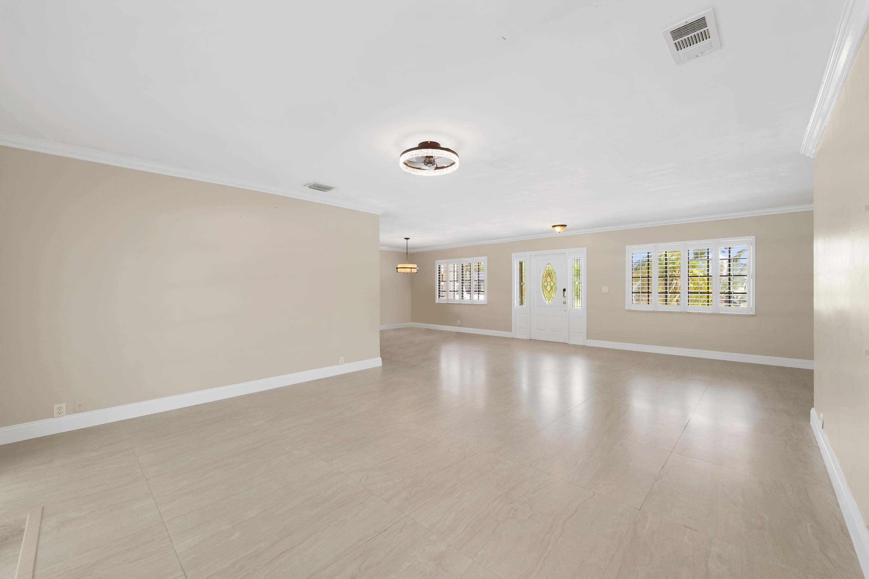 5720 SW 7th Street