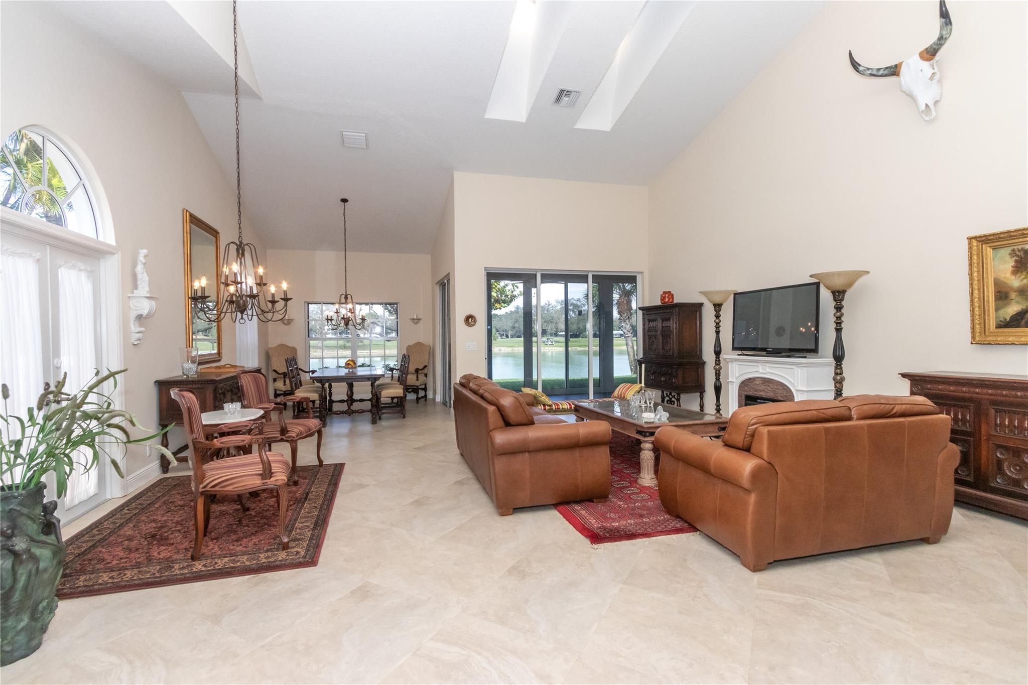 Misty Oaks Condo - Residential