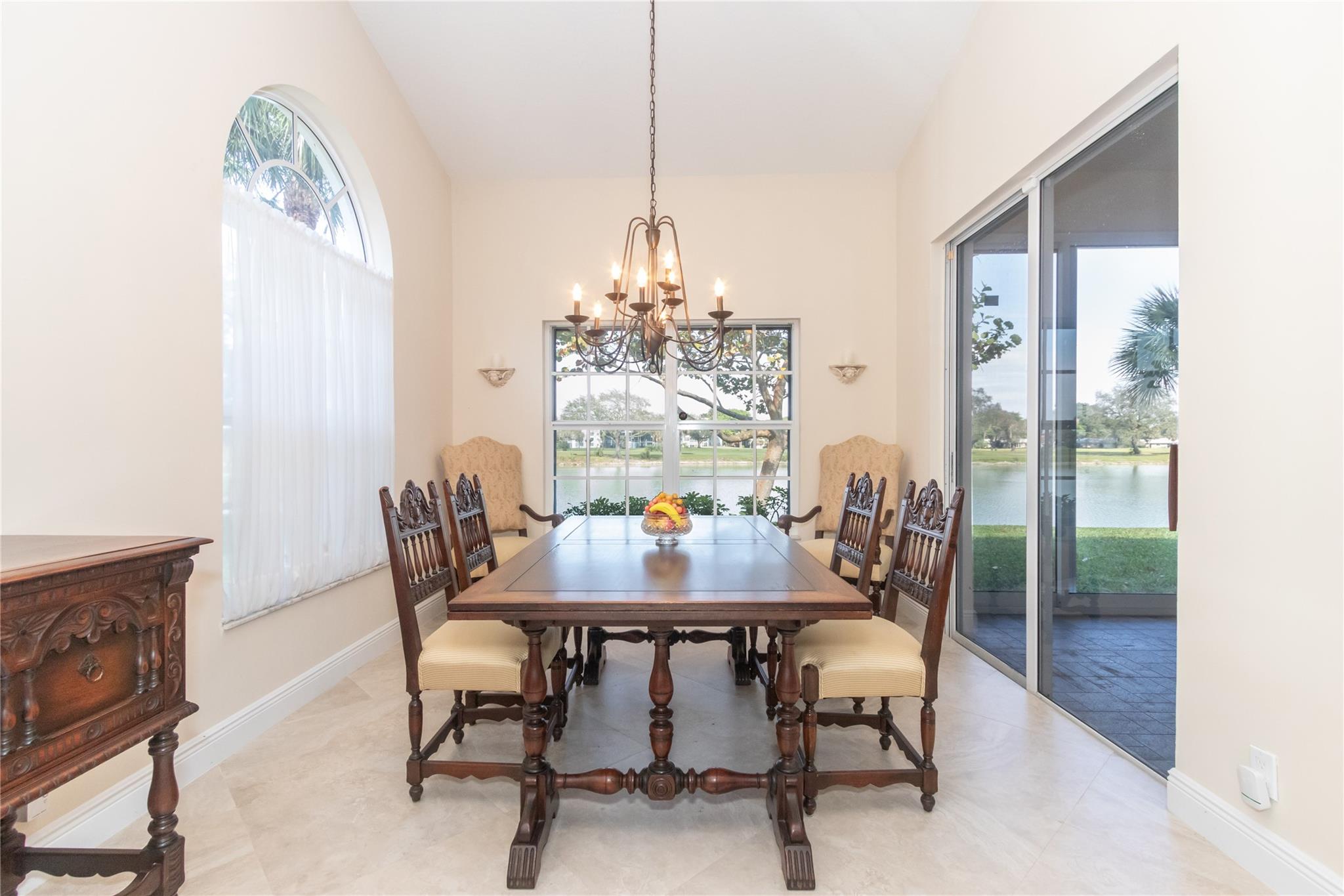 Misty Oaks Condo - Residential