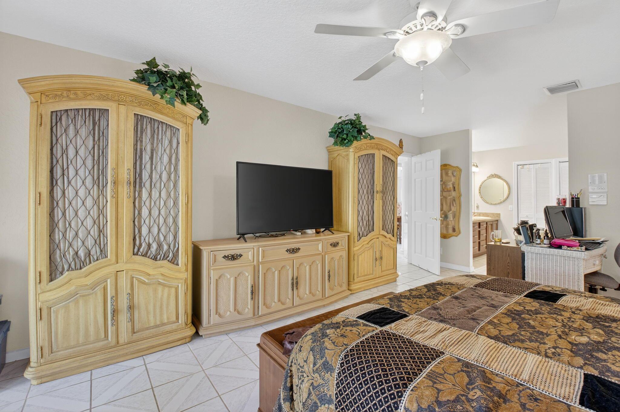 Villa San Remo - Residential