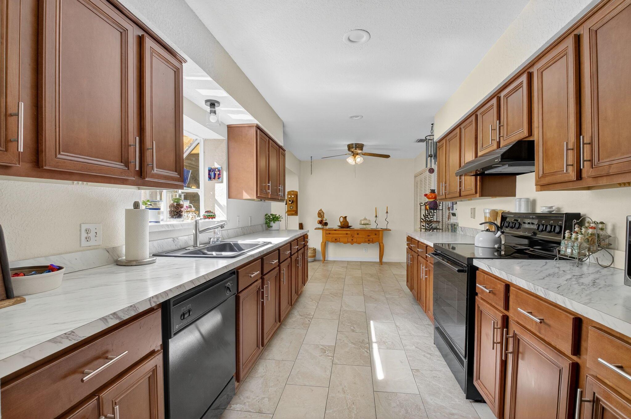 Villa San Remo - Residential