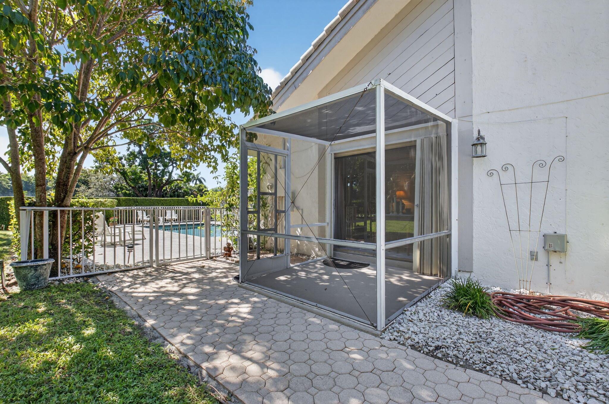 Villa San Remo - Residential