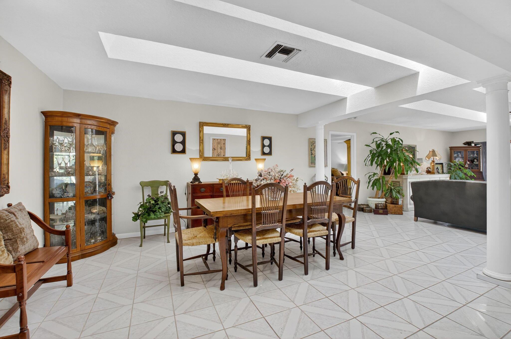 Villa San Remo - Residential