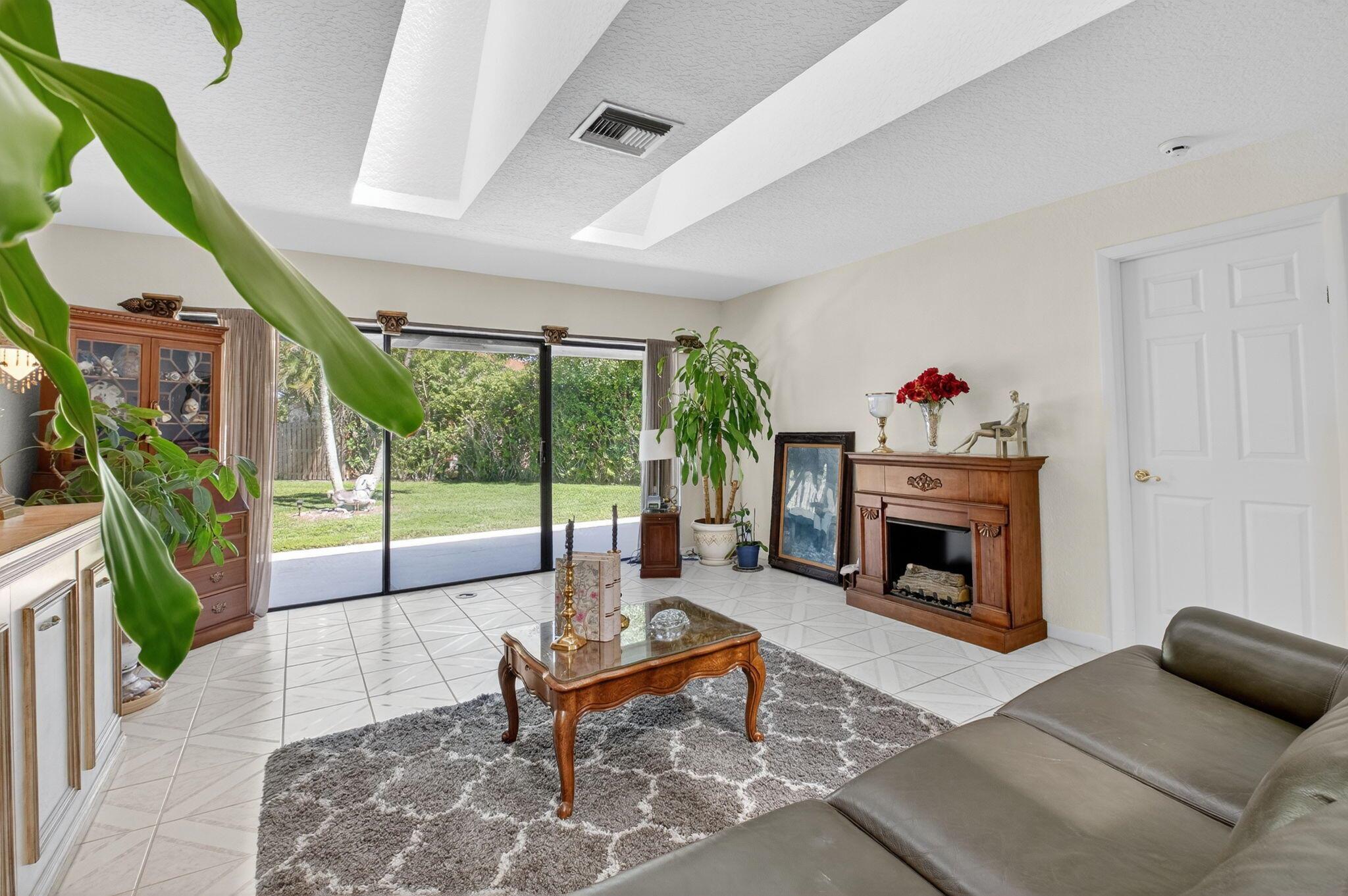 Villa San Remo - Residential