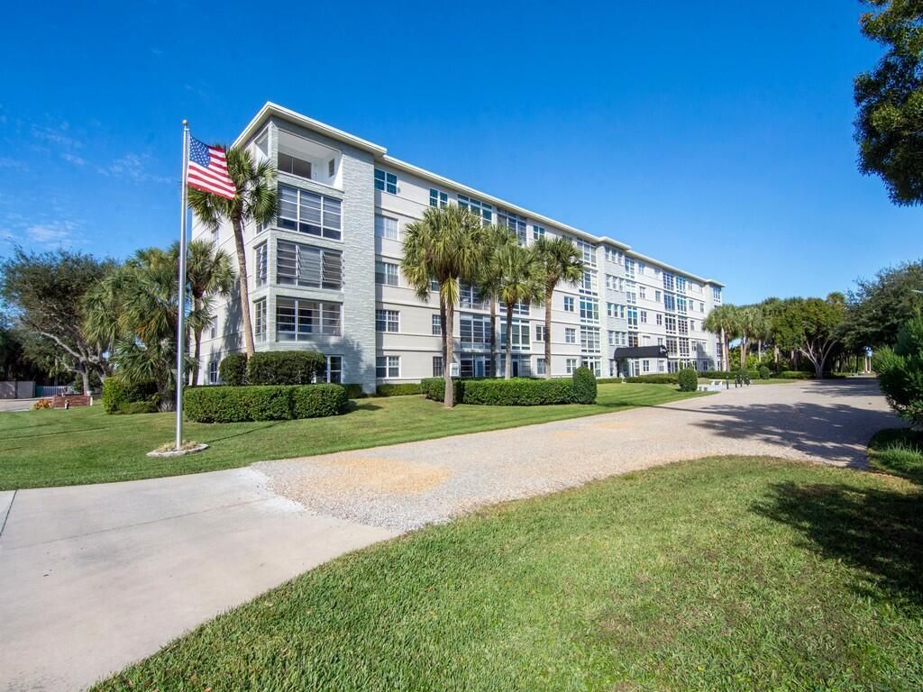 Photo of 2333 Indian River Boulevard #506, Vero Beach, FL 32960 (MLS # R11157674)