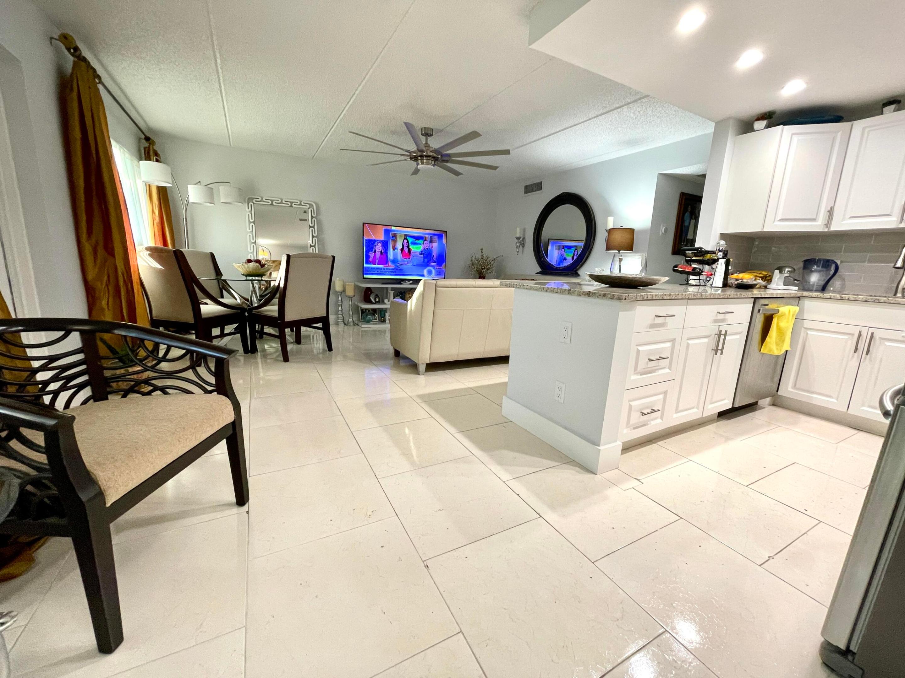 REGAL PALMS OXFORD CONDO - Residential