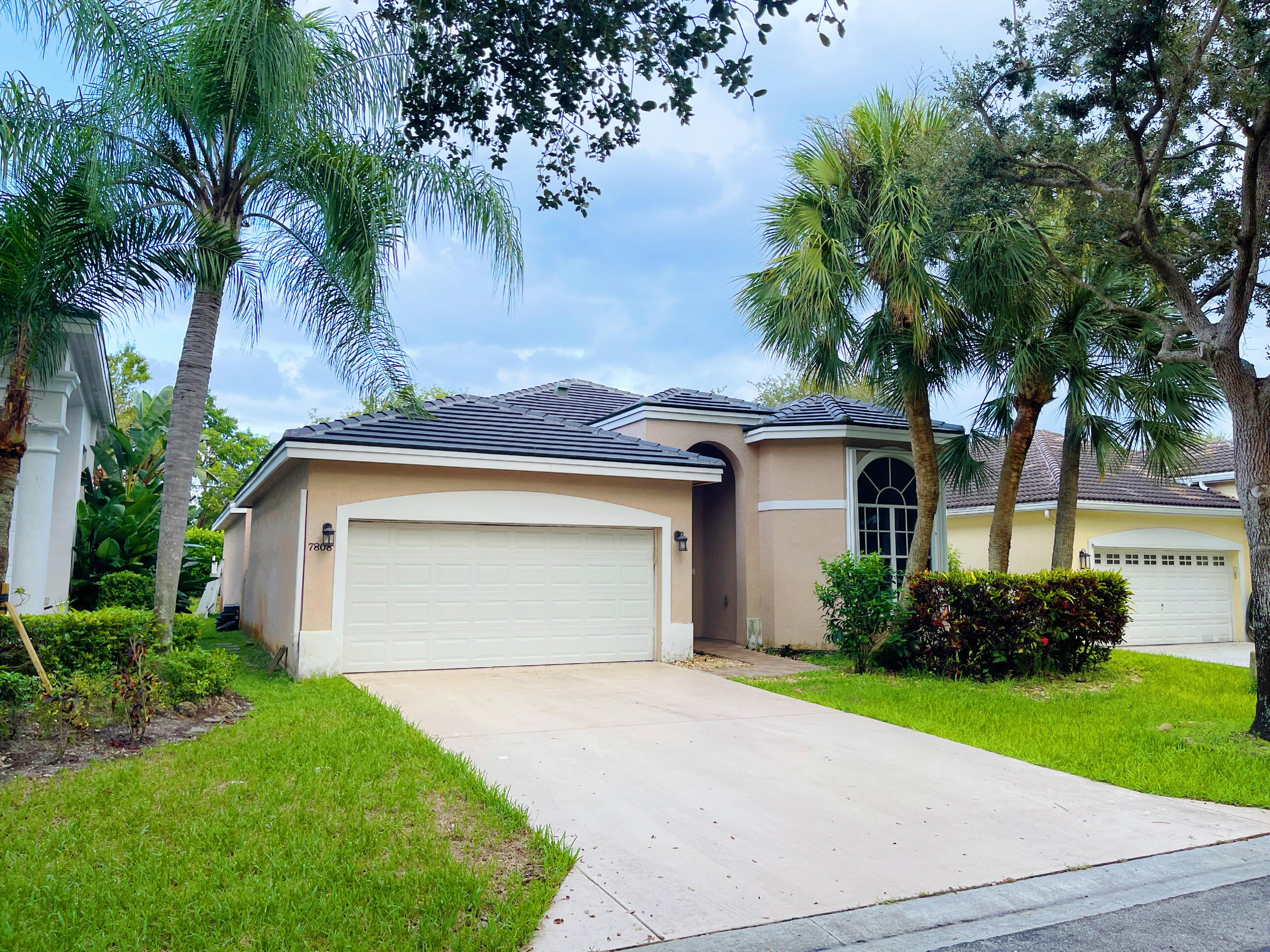7808 NW 71ST Way