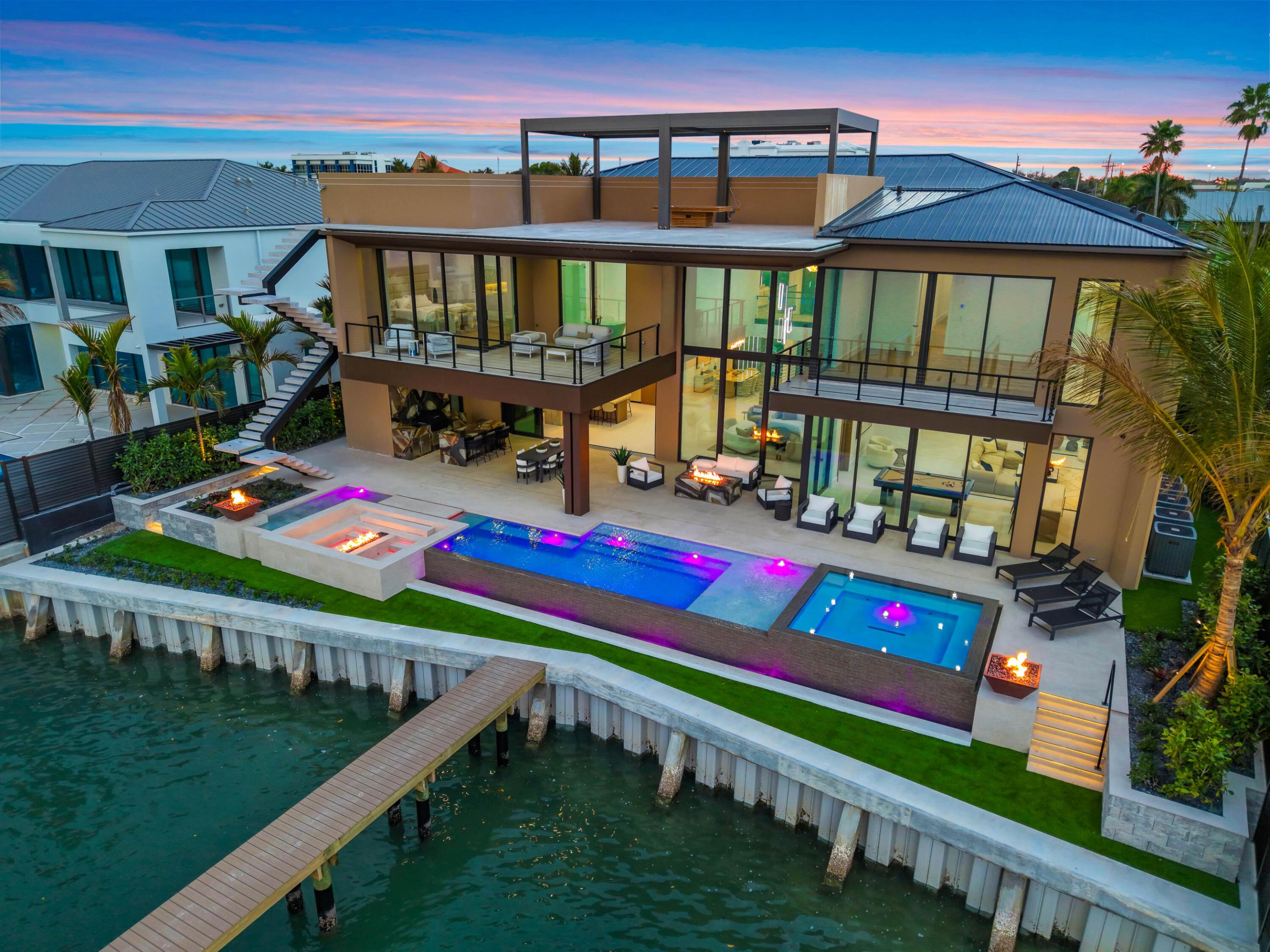 JUPITER HEIGHTS IN - Residential