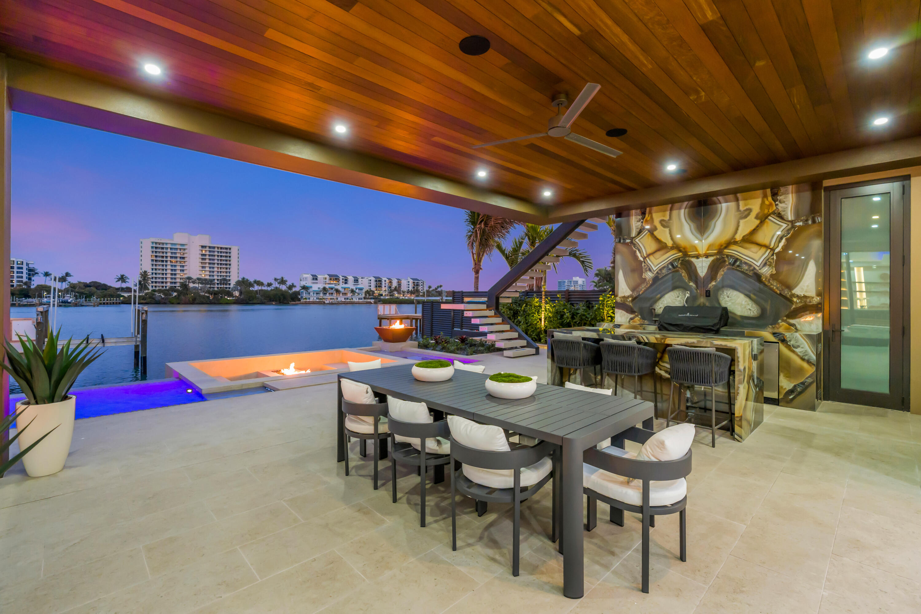 JUPITER HEIGHTS IN - Residential