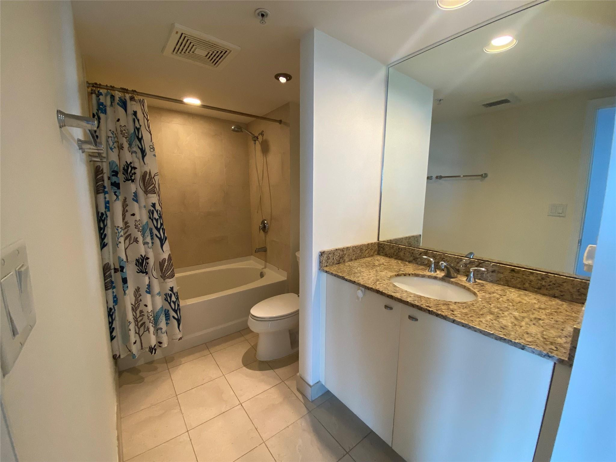 Symphony condo North - Residential