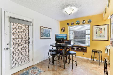 Condominium in Delray Beach FL 325 Piedmont G 4.jpg