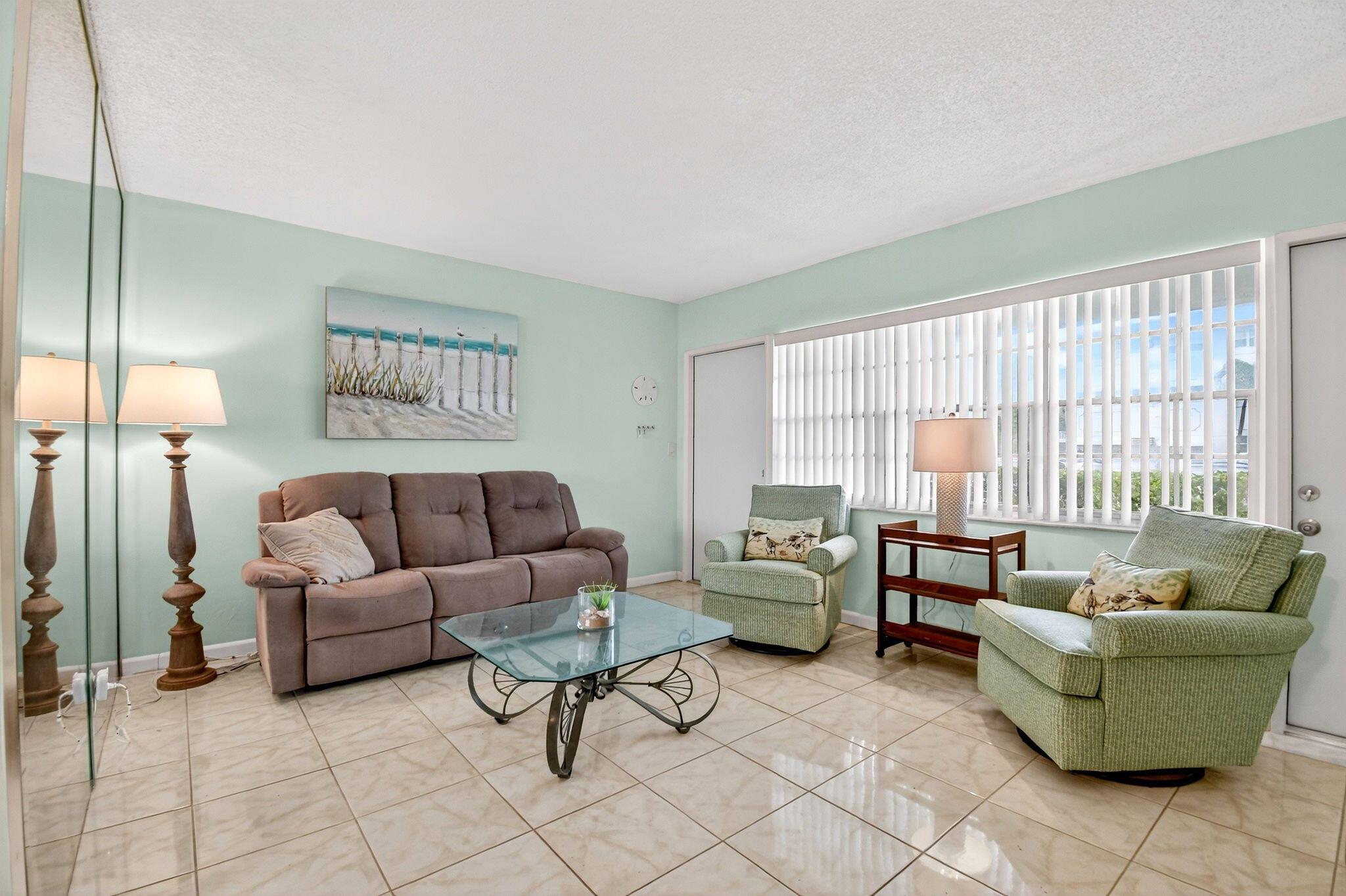 5203 NE 24 Terrace B-105