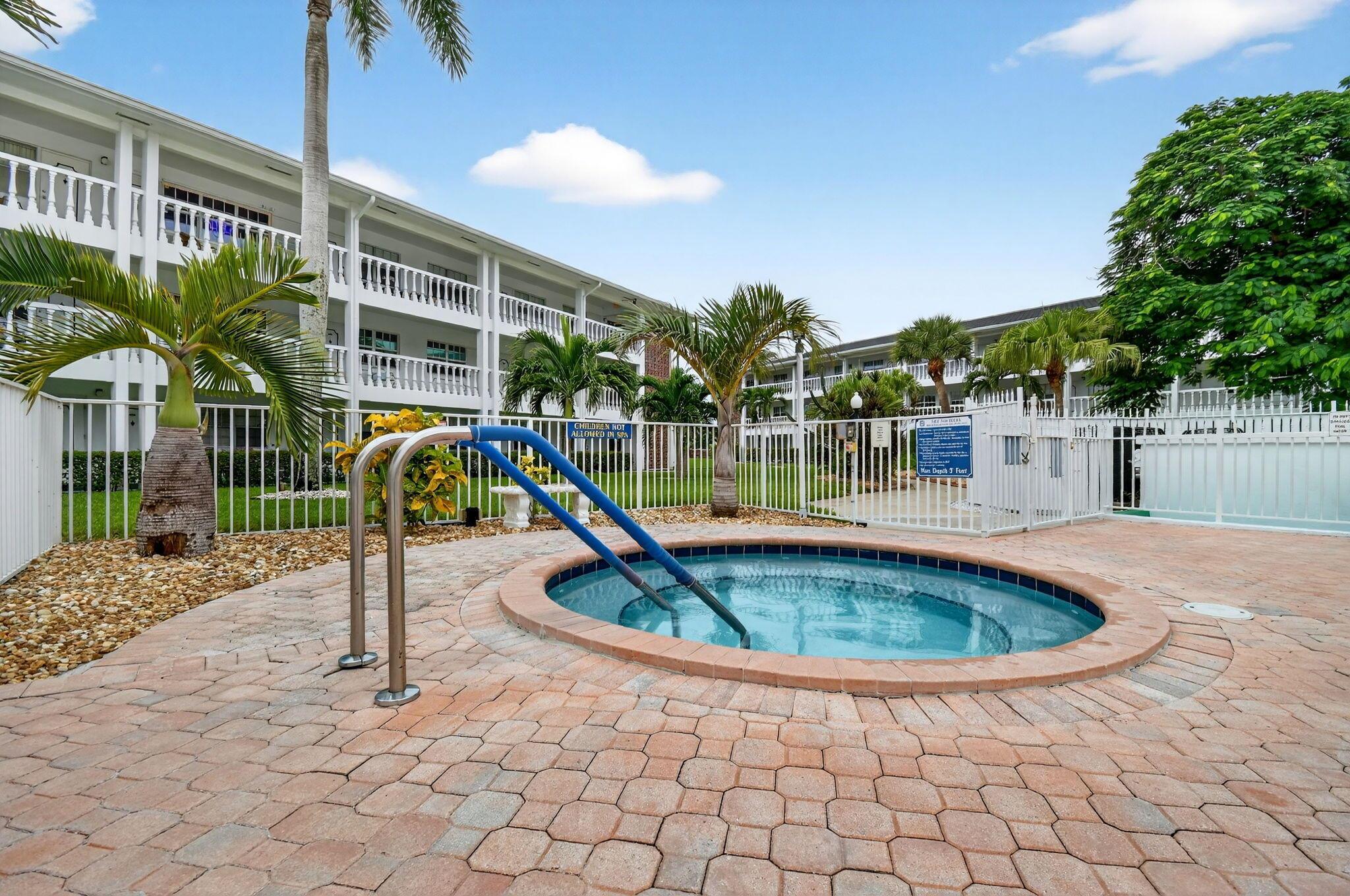MAYBURY MANSIONS CONDO - Residential