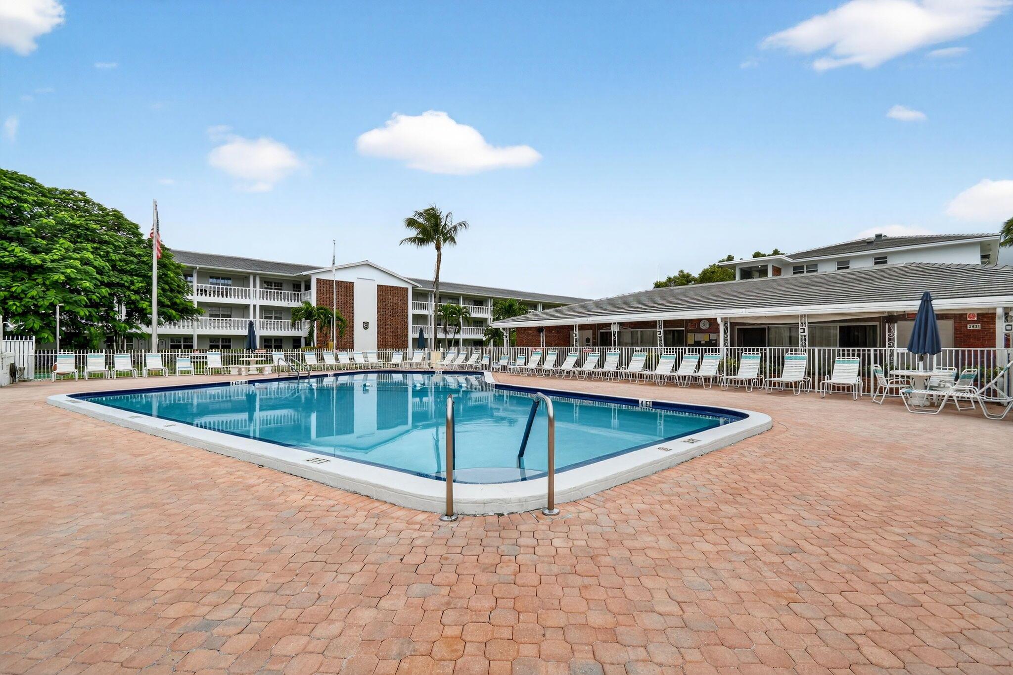 MAYBURY MANSIONS CONDO - Residential
