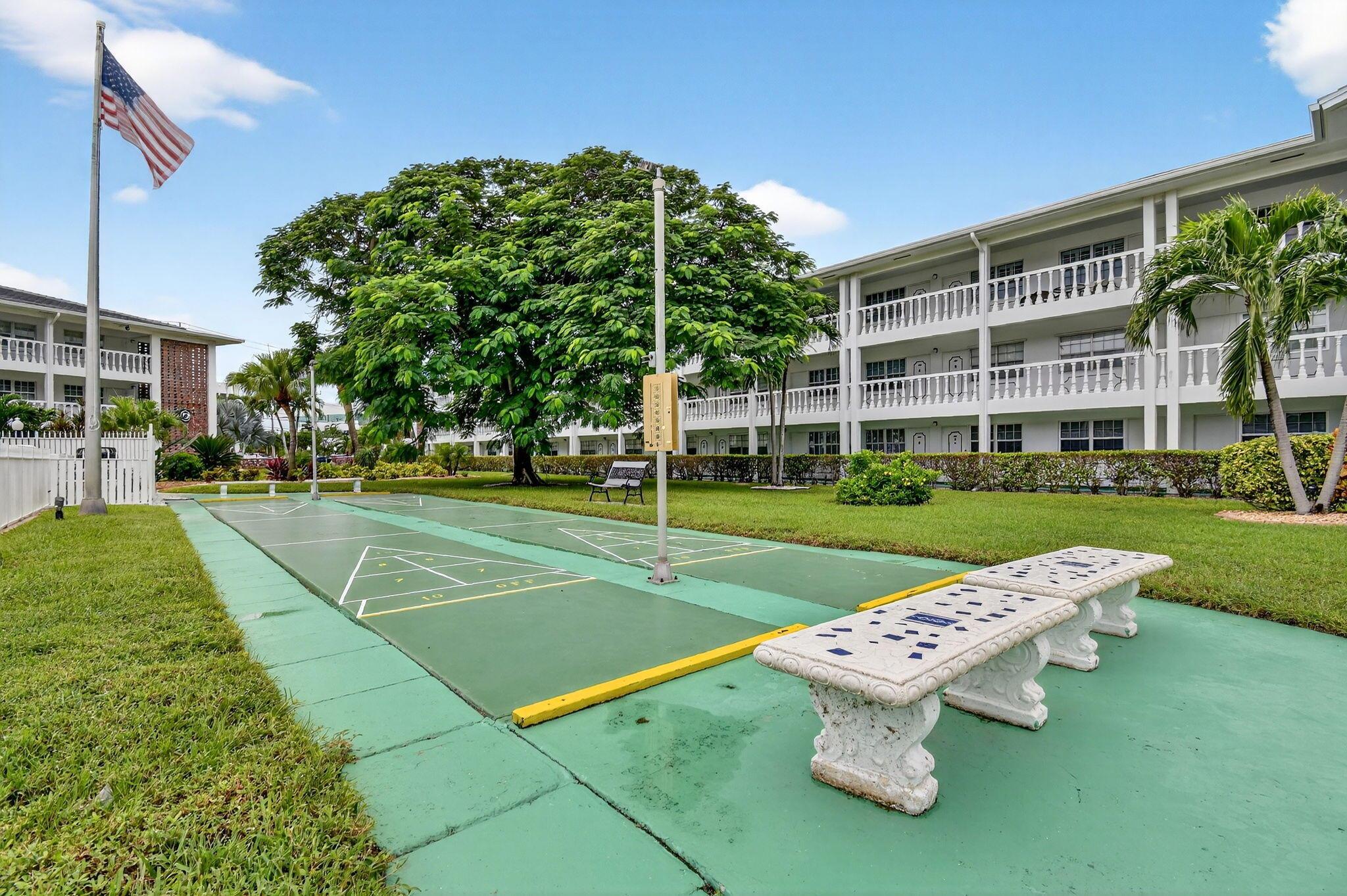 MAYBURY MANSIONS CONDO - Residential