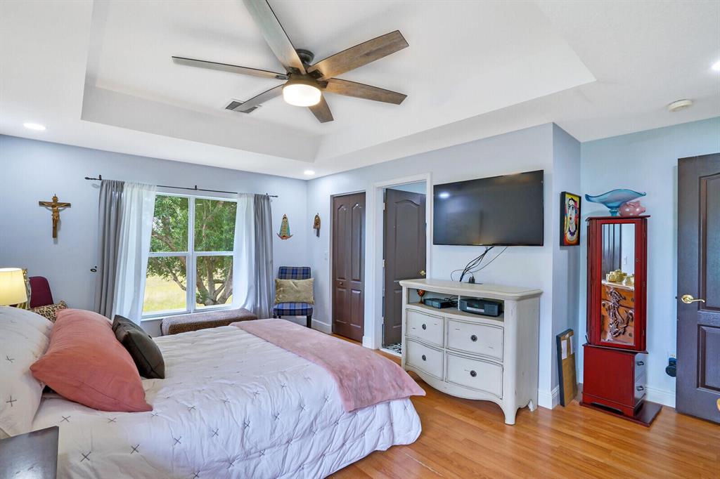 SEMINOLE ESTATES & TOWNHOMES - Residential