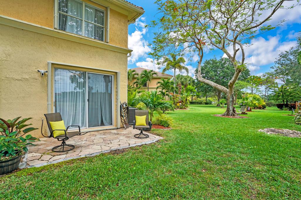 SEMINOLE ESTATES & TOWNHOMES - Residential