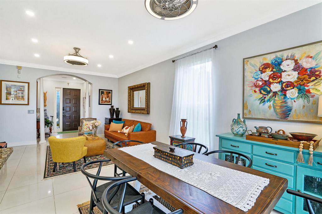 SEMINOLE ESTATES & TOWNHOMES - Residential