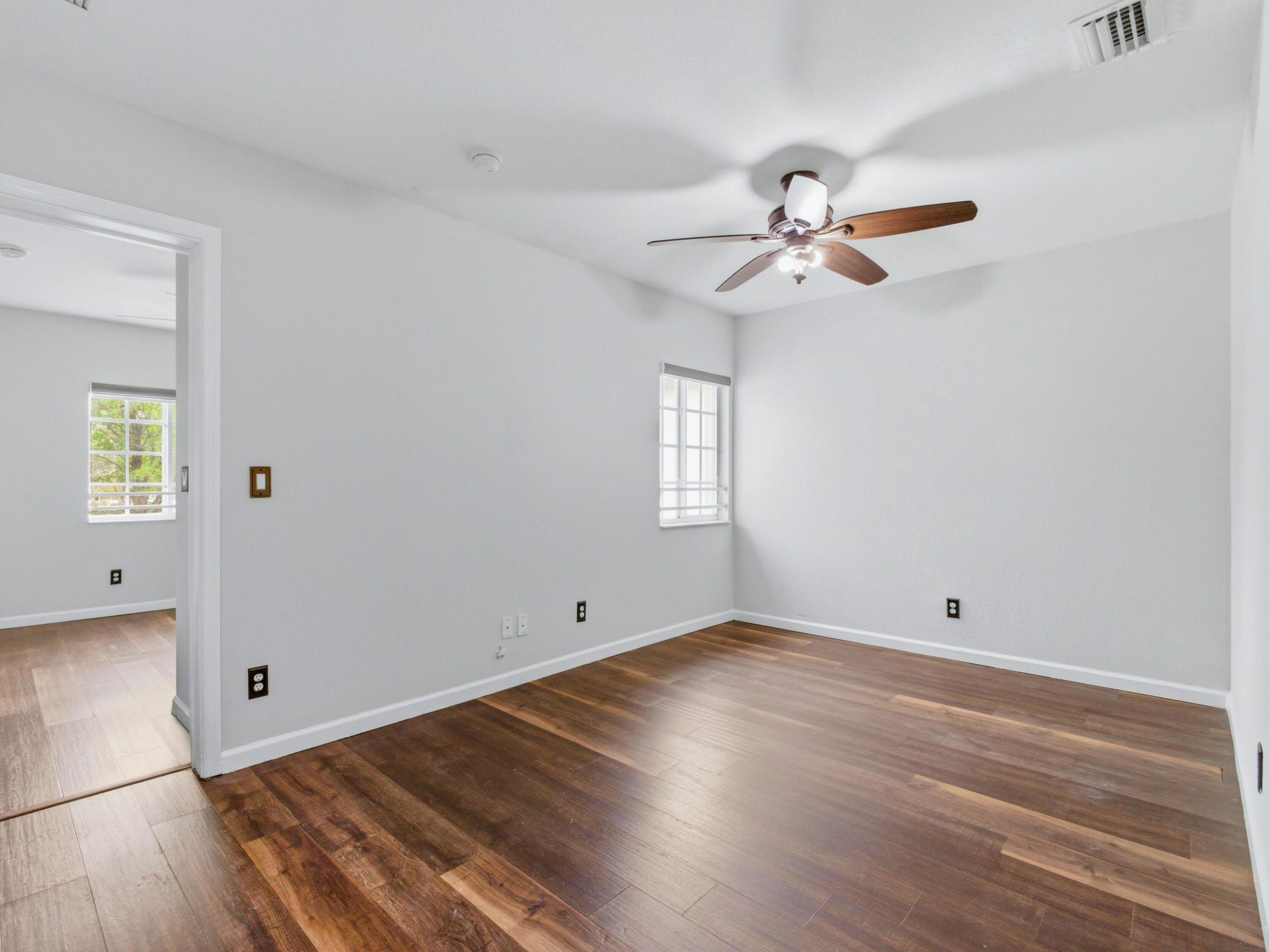 WOODLAND LAKES - Residential