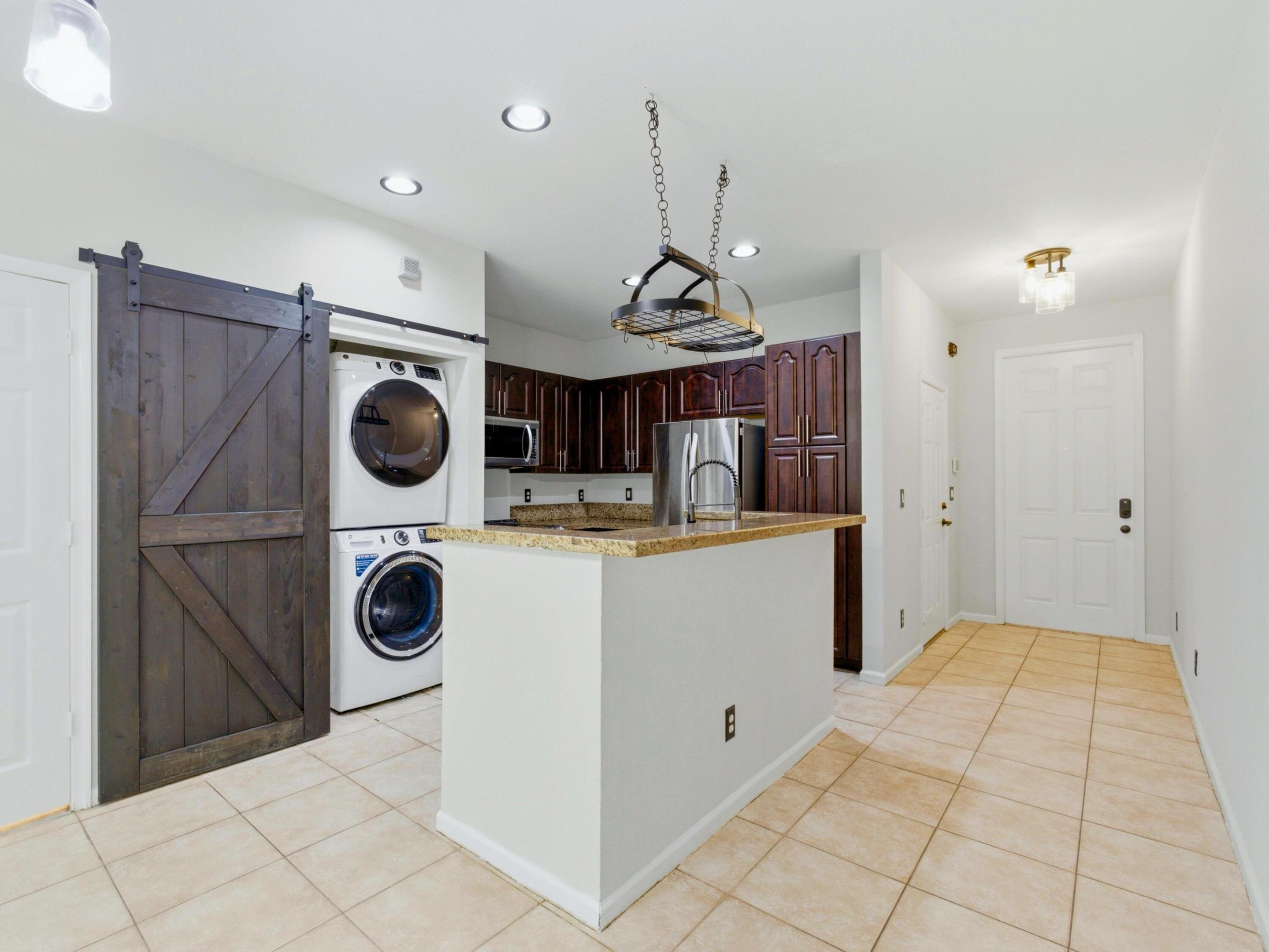 WOODLAND LAKES - Residential