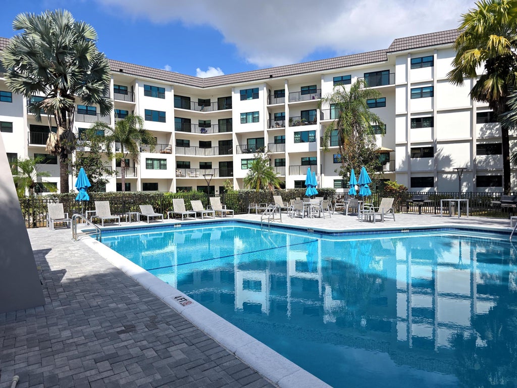 Photo of 1000 RIVER REACH Drive #517, Fort Lauderdale, FL 33315 (MLS # B26080433)