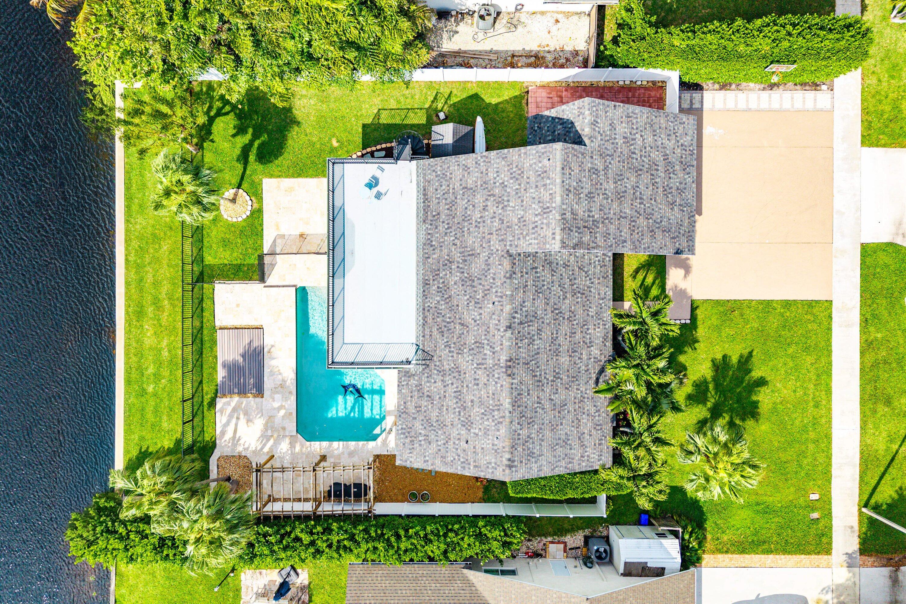 TROPIC PALMS 2 - Residential