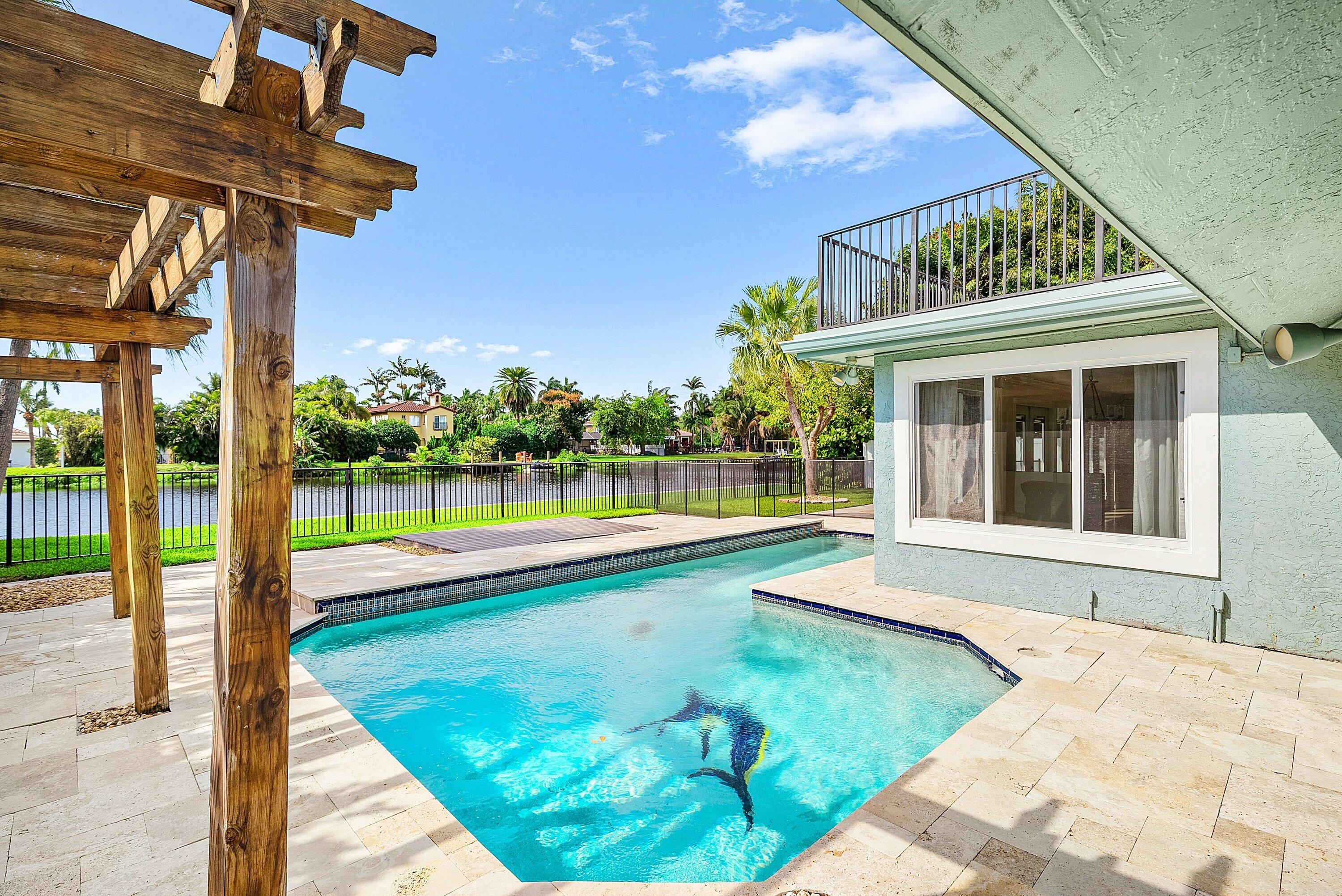 TROPIC PALMS 2 - Residential