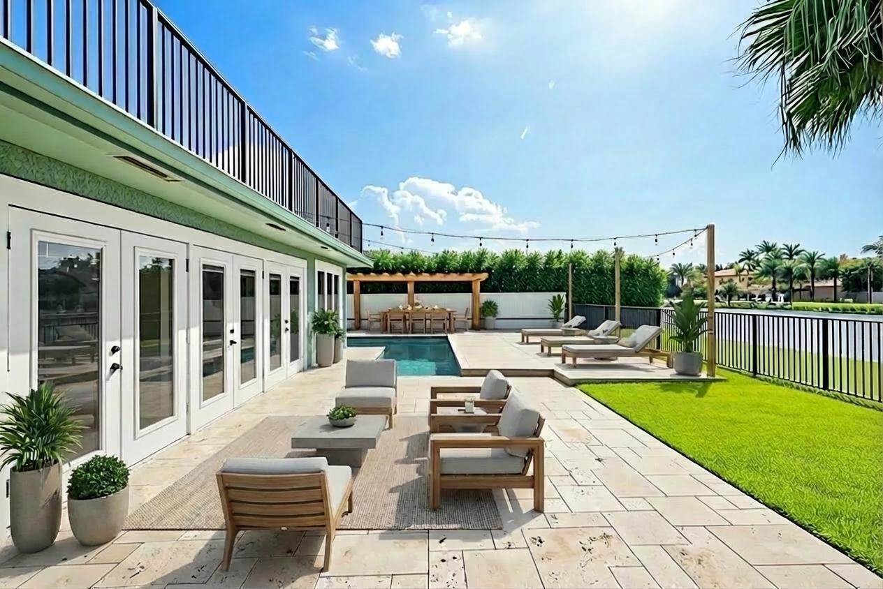 TROPIC PALMS 2 - Residential