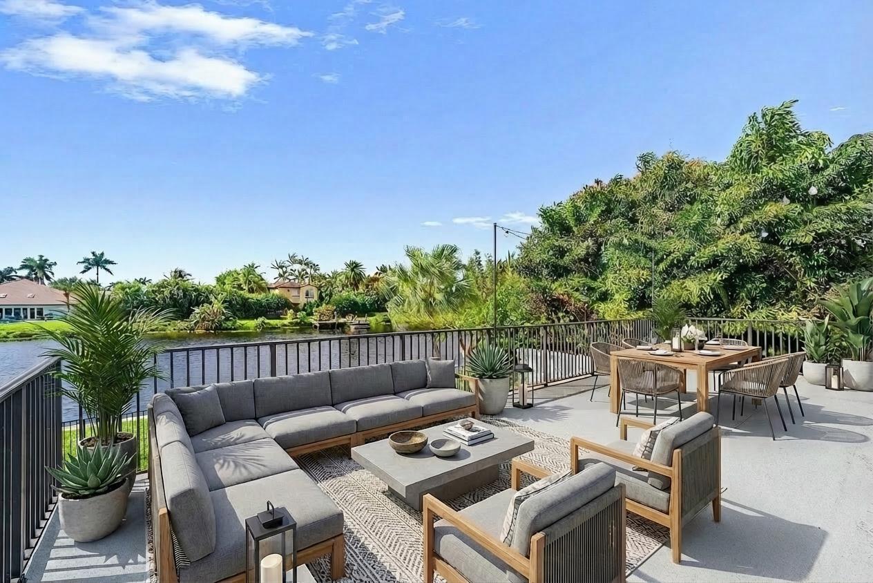 TROPIC PALMS 2 - Residential