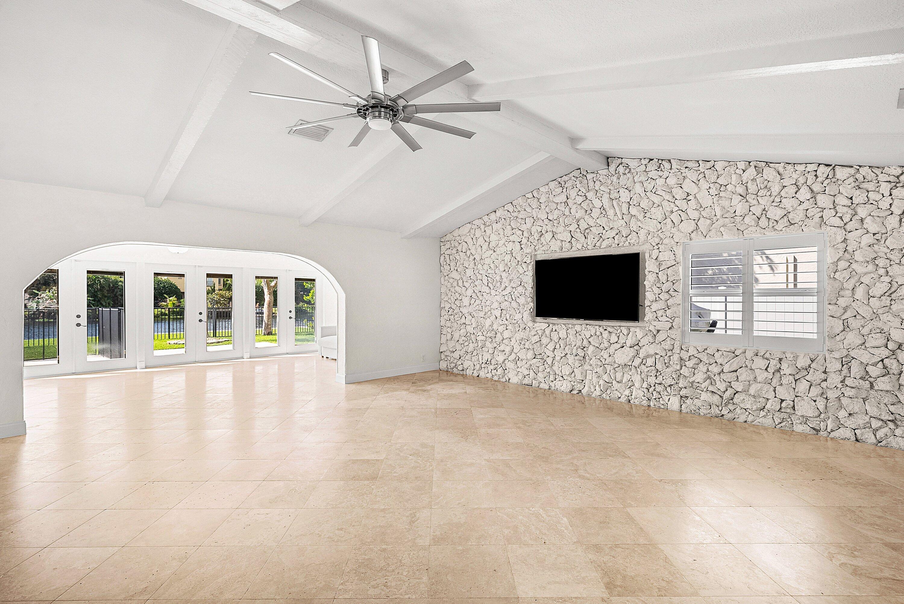 TROPIC PALMS 2 - Residential