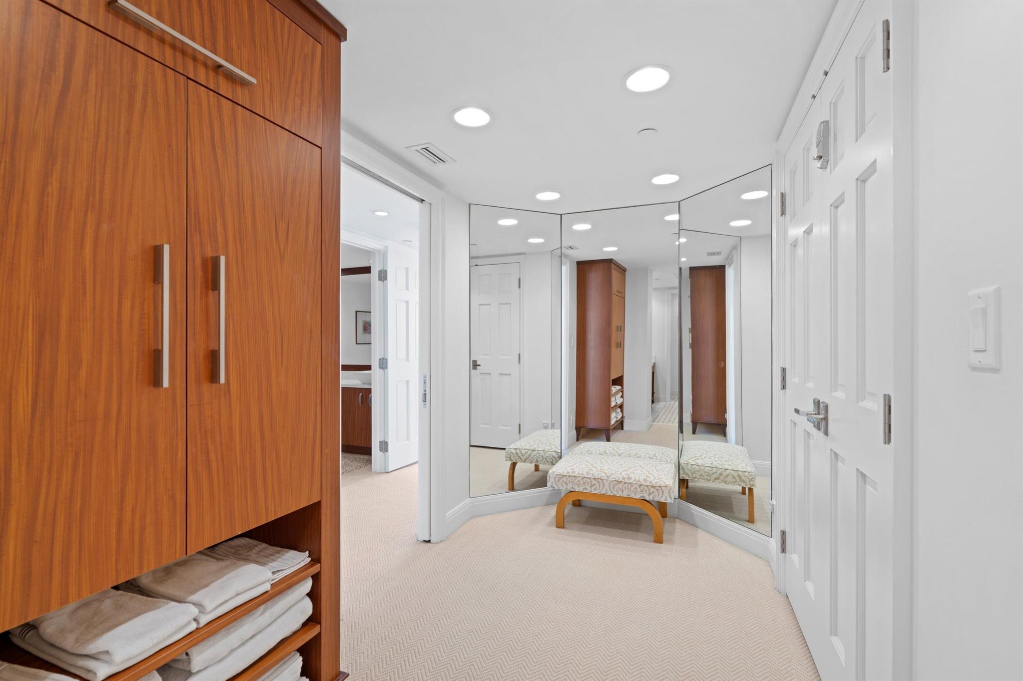 PLAZA OF THE PALM BEACHES - Residential