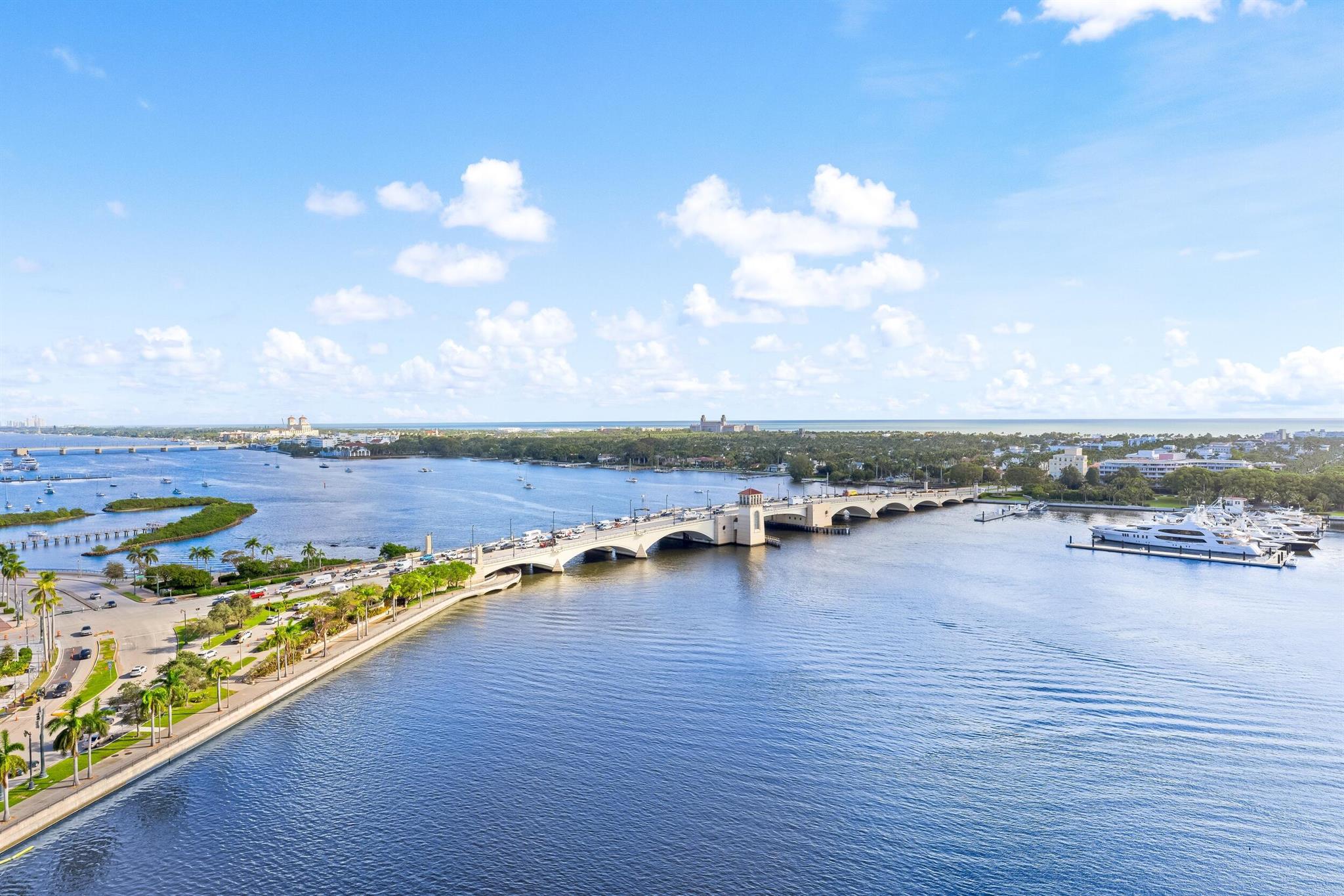 BRISTOL CONDO - Residential