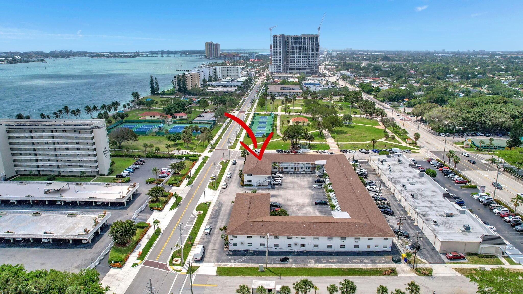 LAKE VIEW CONDO APTS - Residential Lease