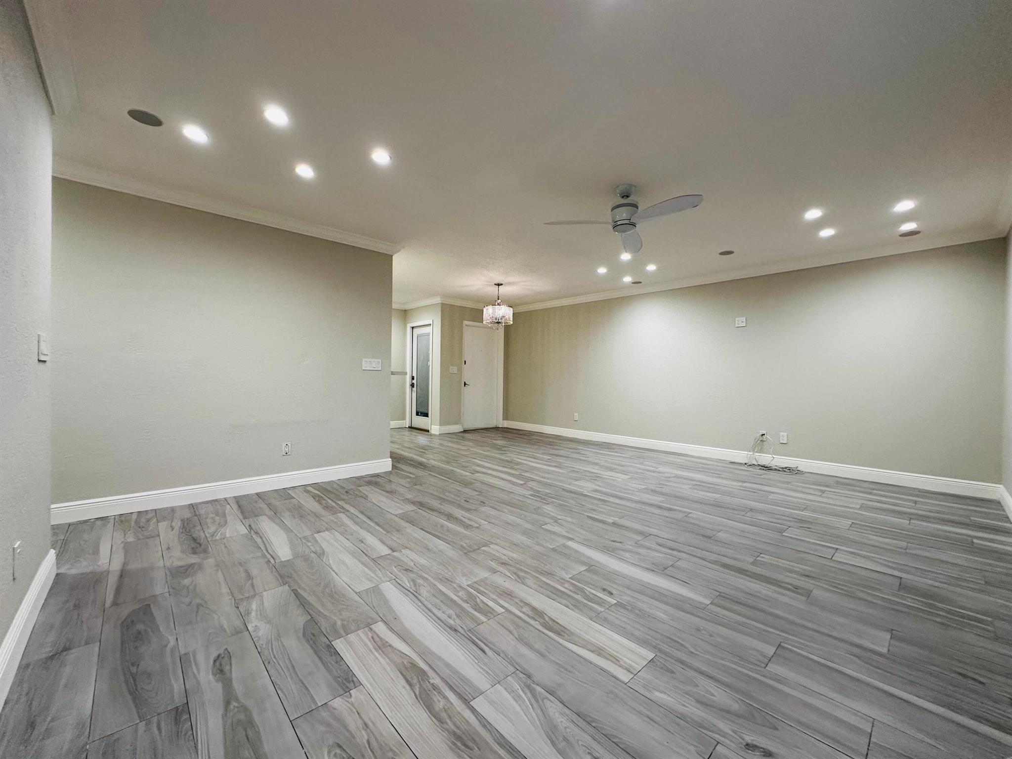 LAKE VIEW CONDO APTS - Residential Lease