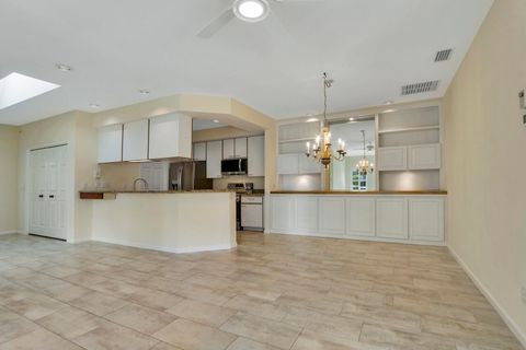 A home in Saint Lucie West