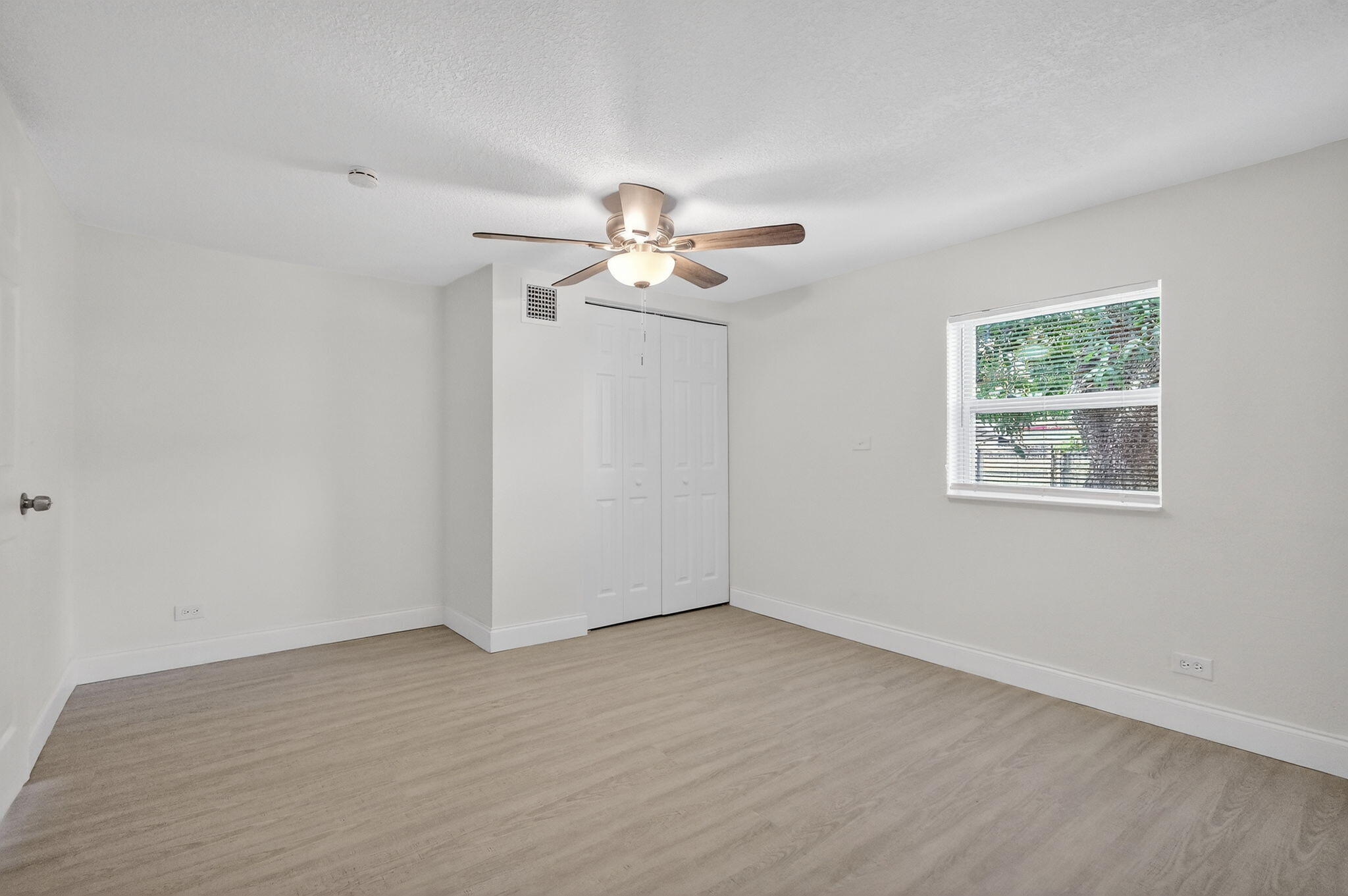 LAKE FOREST SEC ONE - Residential