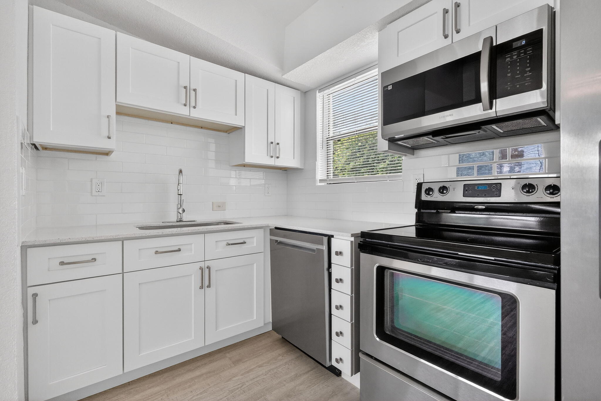 LAKE FOREST SEC ONE - Residential