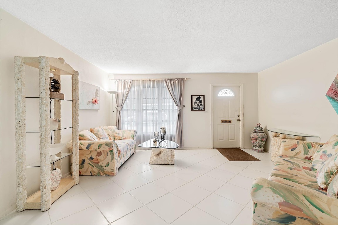 Mainlands Of Tamarac Lake - Residential