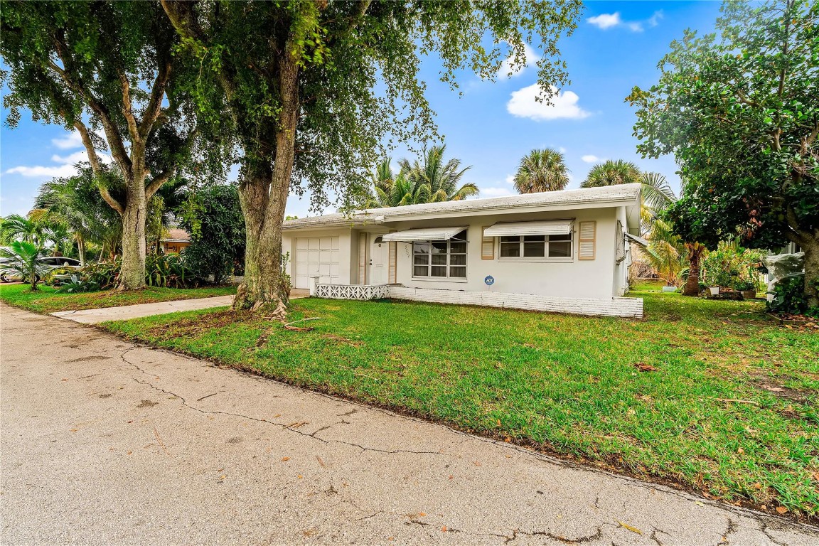 Mainlands Of Tamarac Lake - Residential