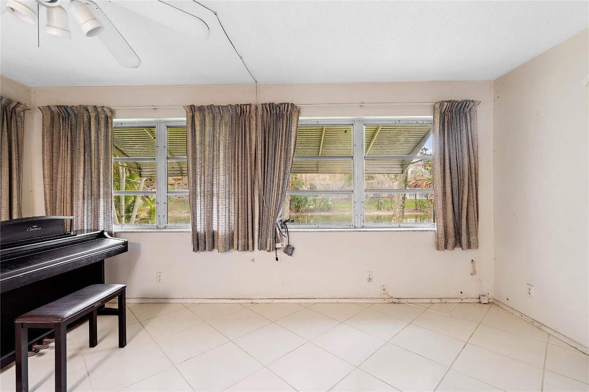 Mainlands Of Tamarac Lake - Residential