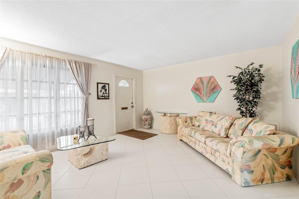 Mainlands Of Tamarac Lake - Residential