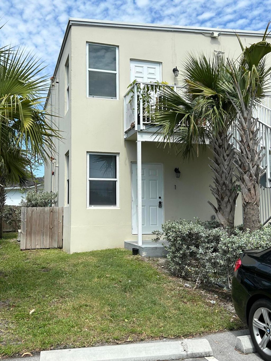 Photo of 661 NW 21st Terrace, Fort Lauderdale, FL 33311 (MLS # B26022937)