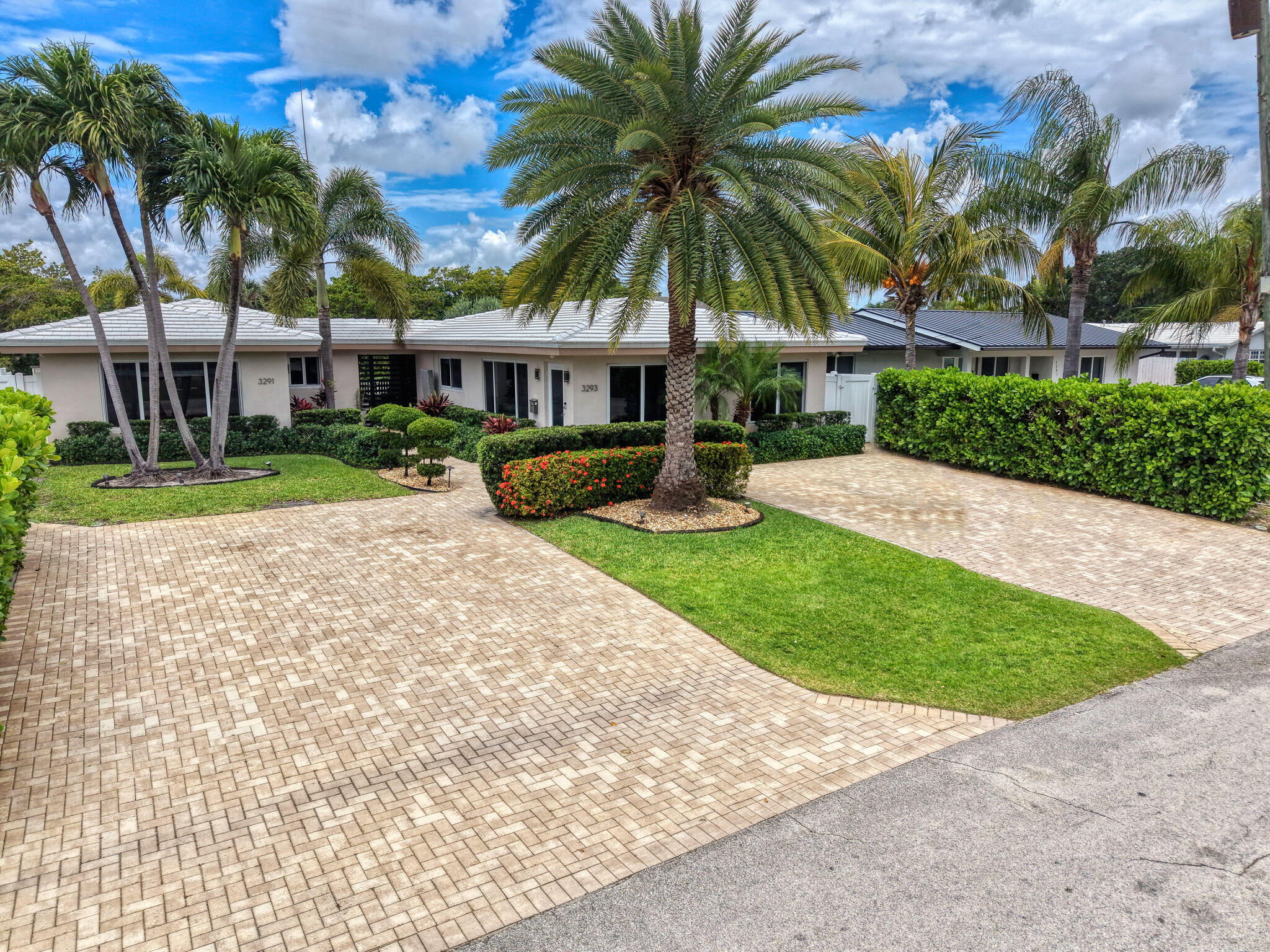 3291-3293 NE 18th Terrace 1-2